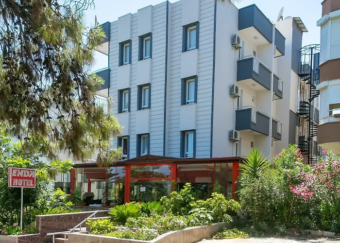 Enda Lara Анталья