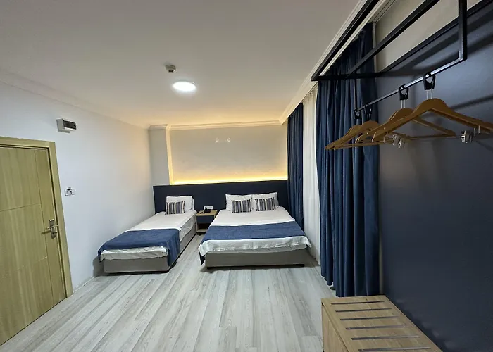 Hotell Enda Lara 3*