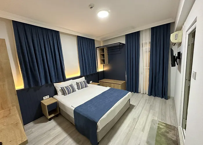 Hotell Enda Lara 3*