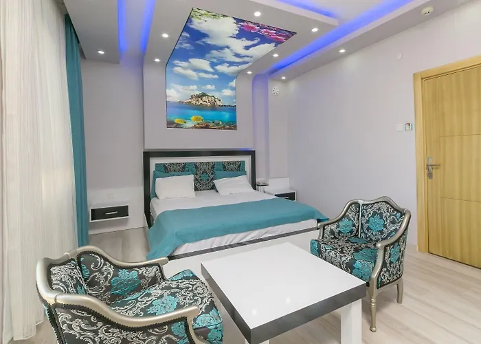 Hotell Enda Lara 3*